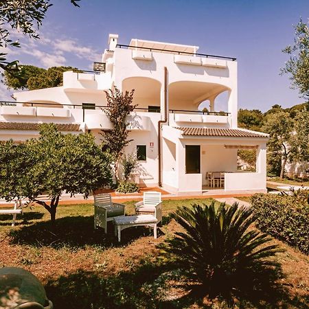 Villaggio Eco-Sostenibile Cala Molinella Vieste Buitenkant foto