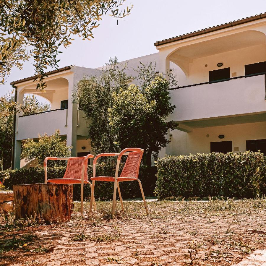 Villaggio Eco-Sostenibile Cala Molinella Vieste Buitenkant foto
